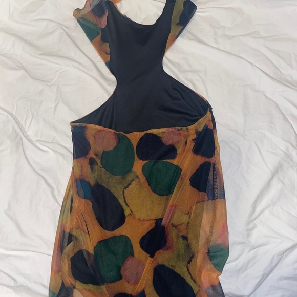 Dress - Picture 3 of 3